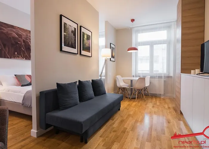 Luxury Nearto Main Square