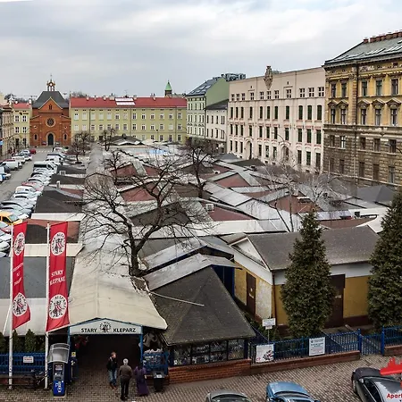 Luxury Nearto Main Square Апартаменты